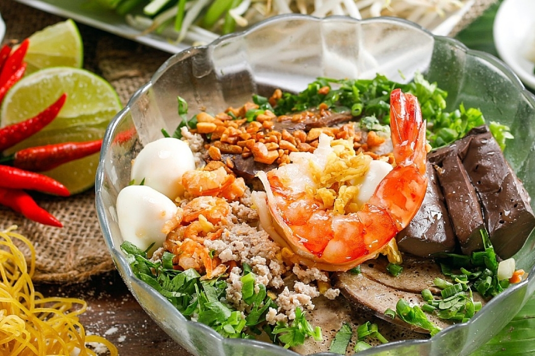 Hủ Tiếu Nam Vang (Phnom Penh Noodle Soup)